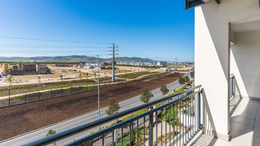 1 Bedroom Property for Sale in Sandown Western Cape